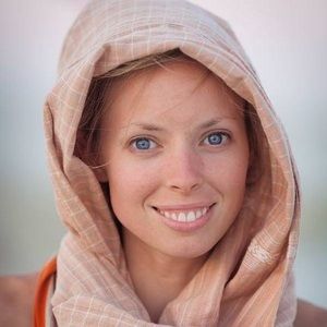 Meet your Posher, Leslie